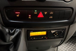 vihreä Mercedes-Benz Sprinter 2013 kuva 26.