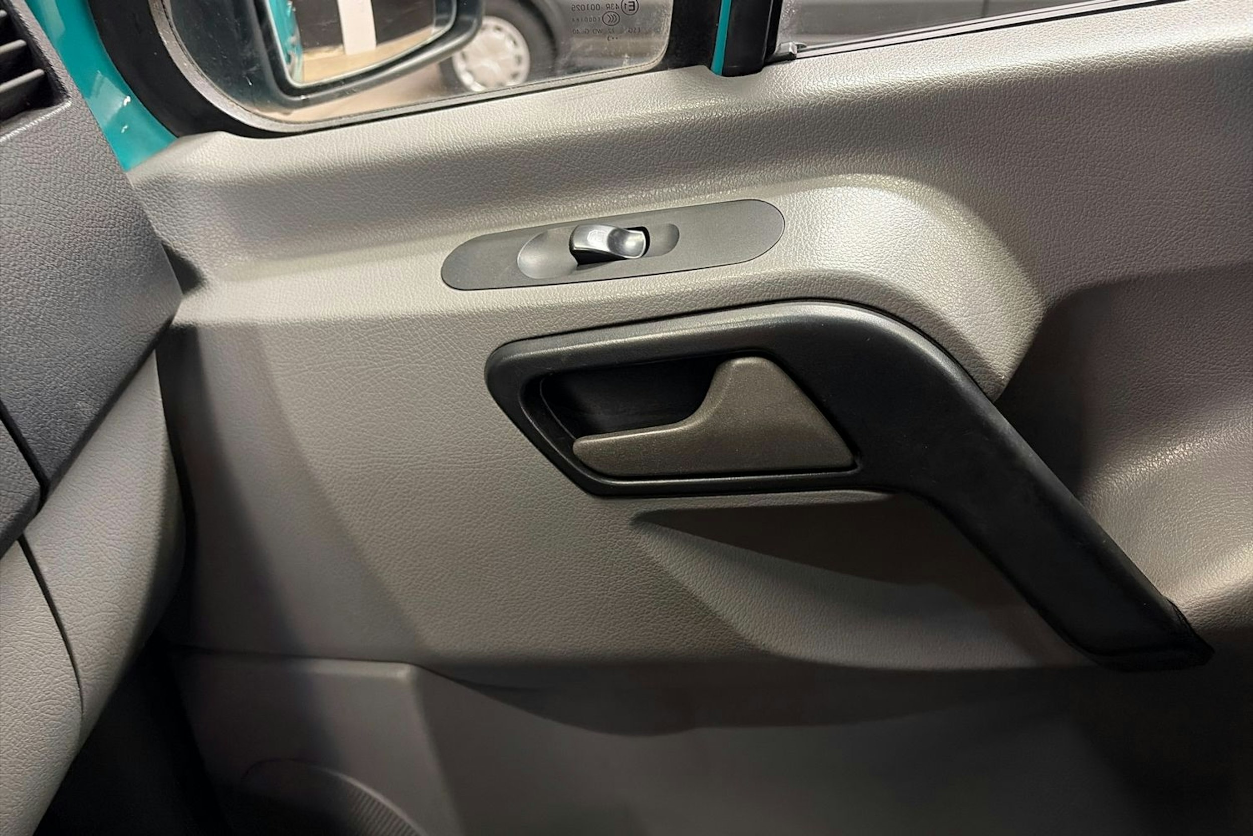 vihreä Mercedes-Benz Sprinter 2013 kuva 27.