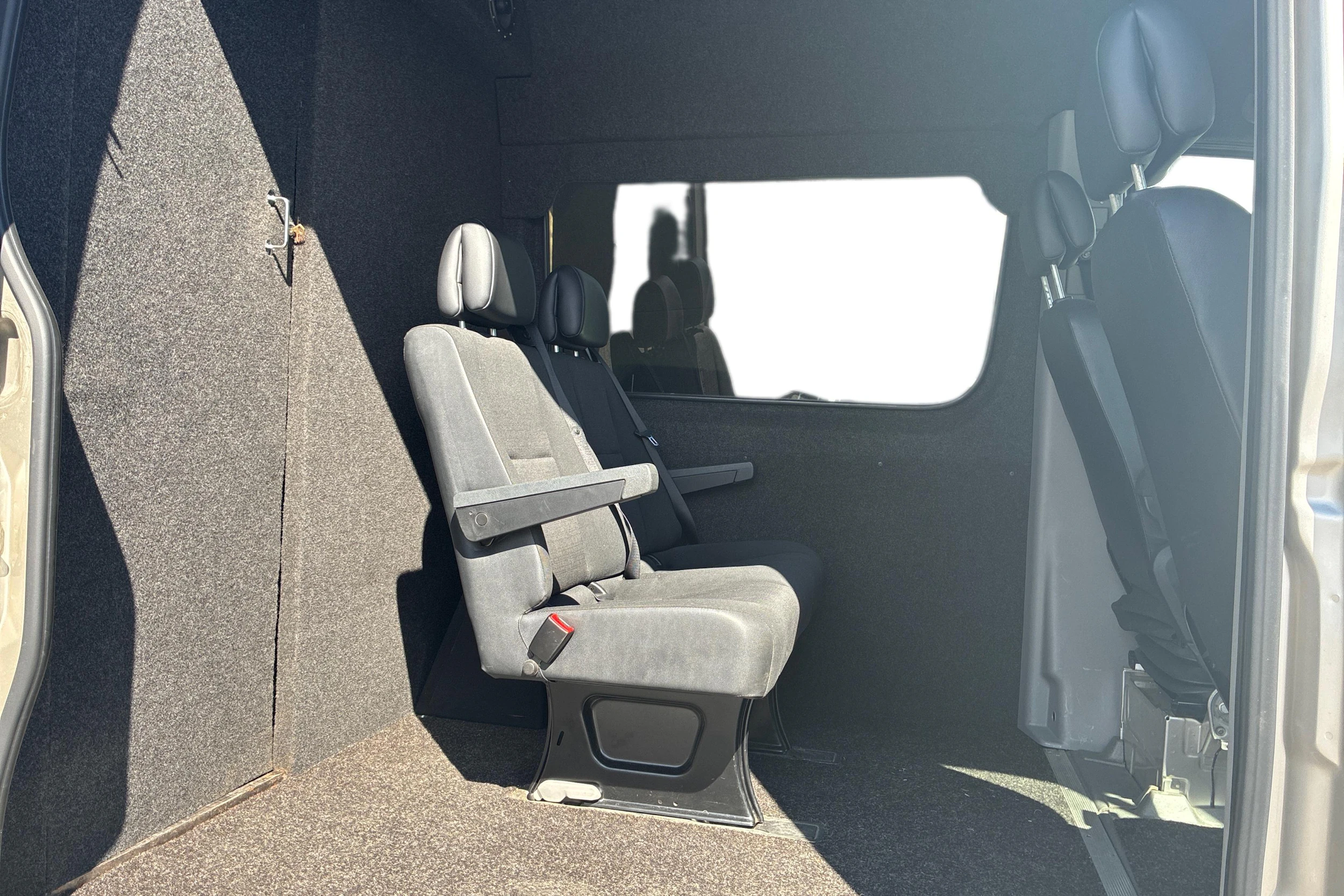 harmaa Mercedes-Benz Sprinter 2013 kuva 3.