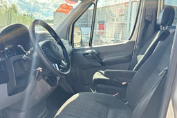 harmaa Mercedes-Benz Sprinter 2013 kuva 4.