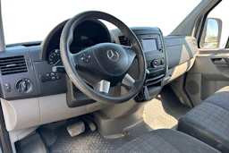 harmaa Mercedes-Benz Sprinter 2014 kuva 3.