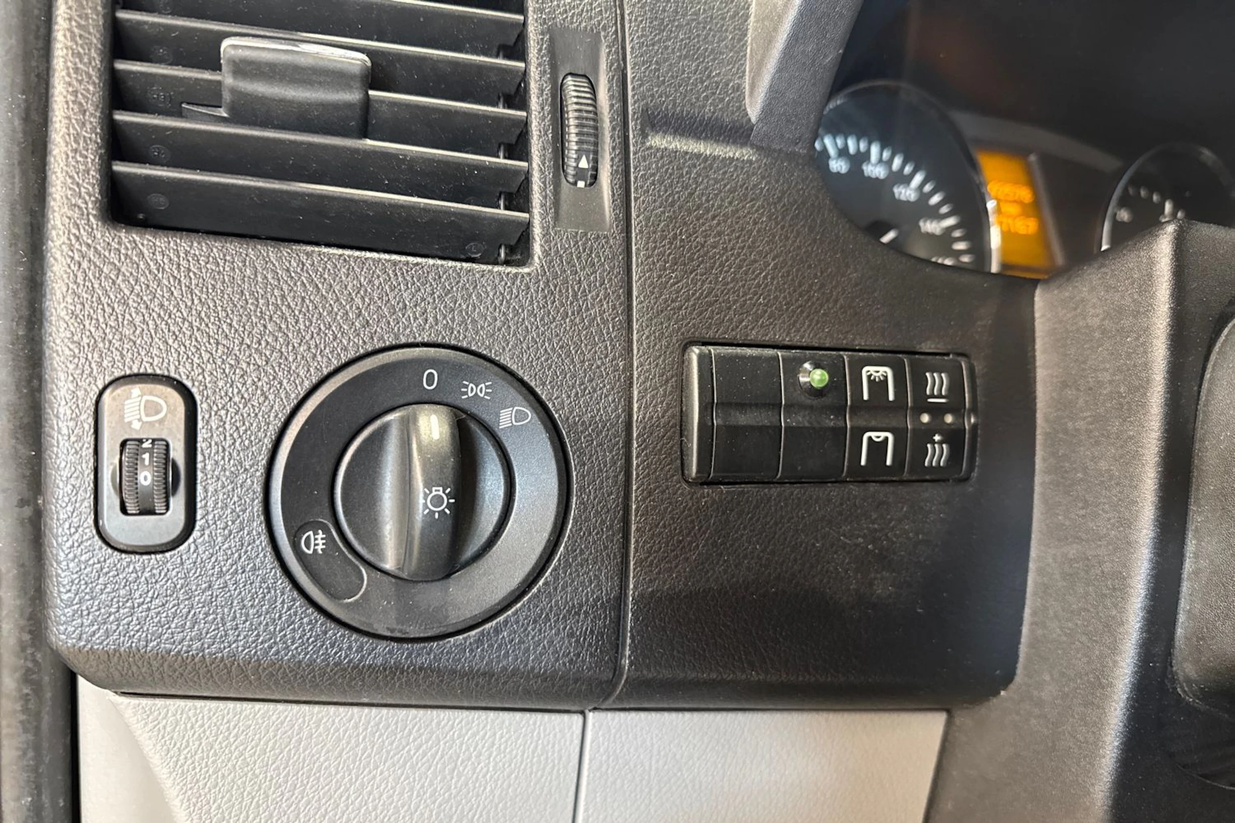 harmaa Mercedes-Benz Sprinter 2014 kuva 17.