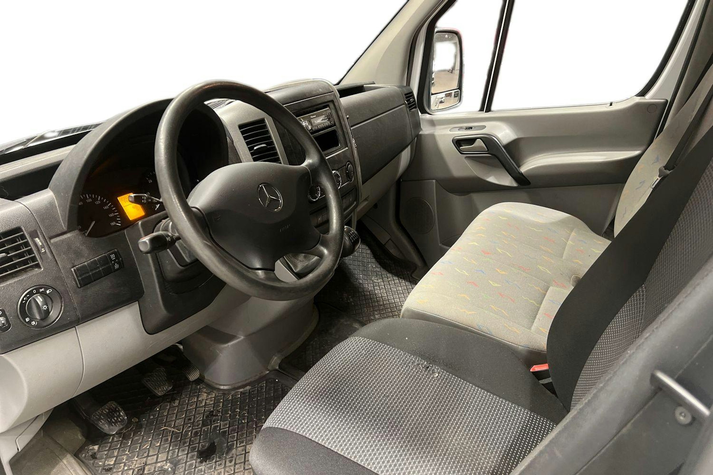 valkoinen Mercedes-Benz Sprinter 2014 kuva 3.