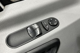 valkoinen Mercedes-Benz Sprinter 2014 kuva 16.