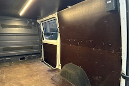 valkoinen Mercedes-Benz Sprinter 2014 kuva 27.