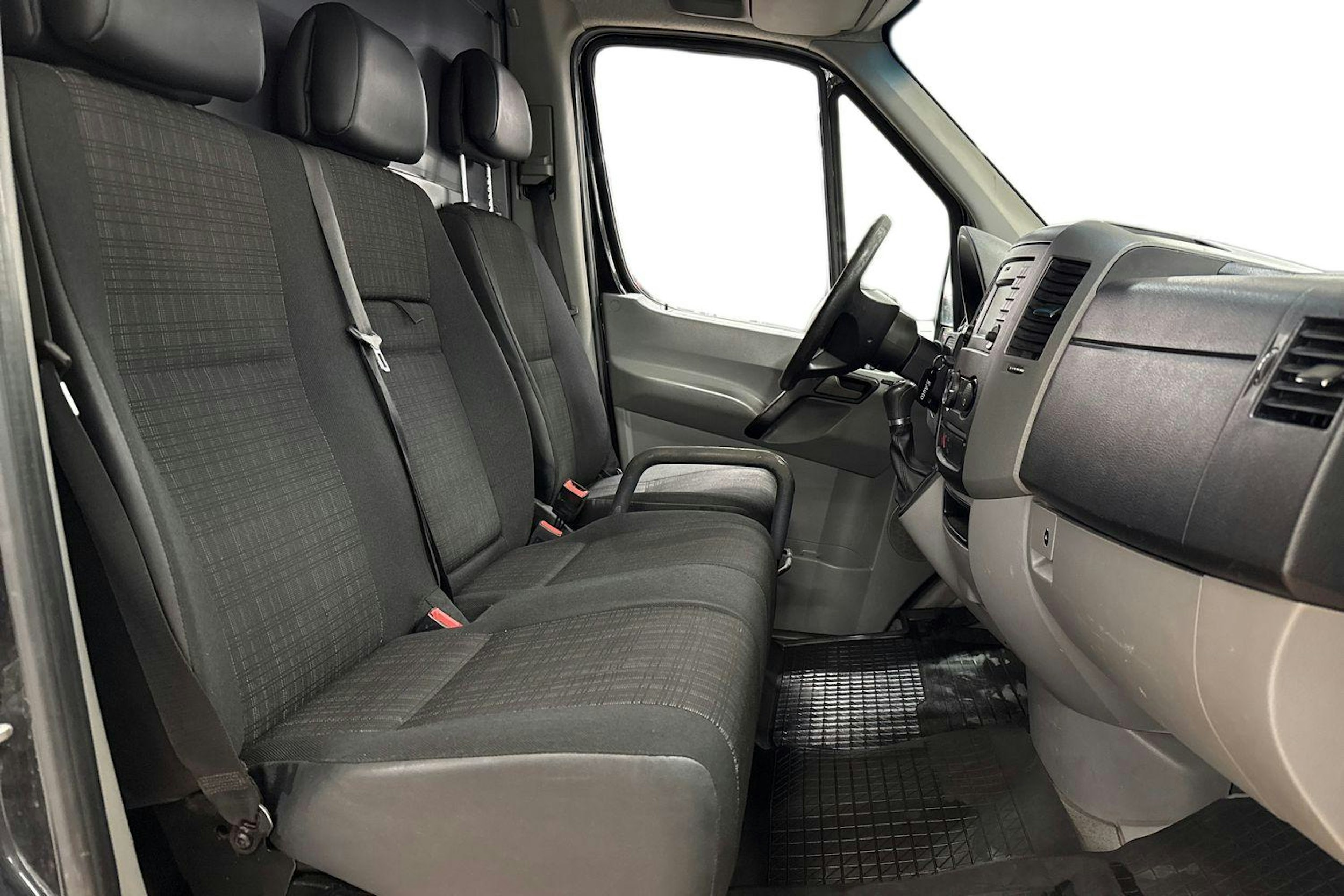 musta Mercedes-Benz Sprinter 2014 kuva 11.