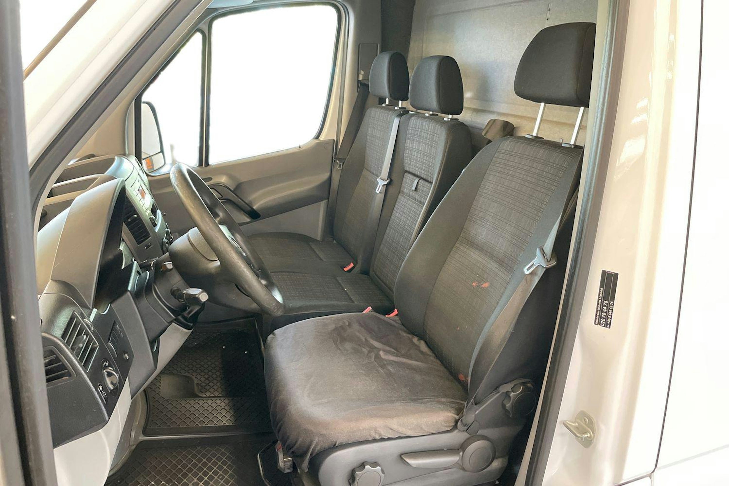 valkoinen Mercedes-Benz Sprinter 2014 kuva 10.