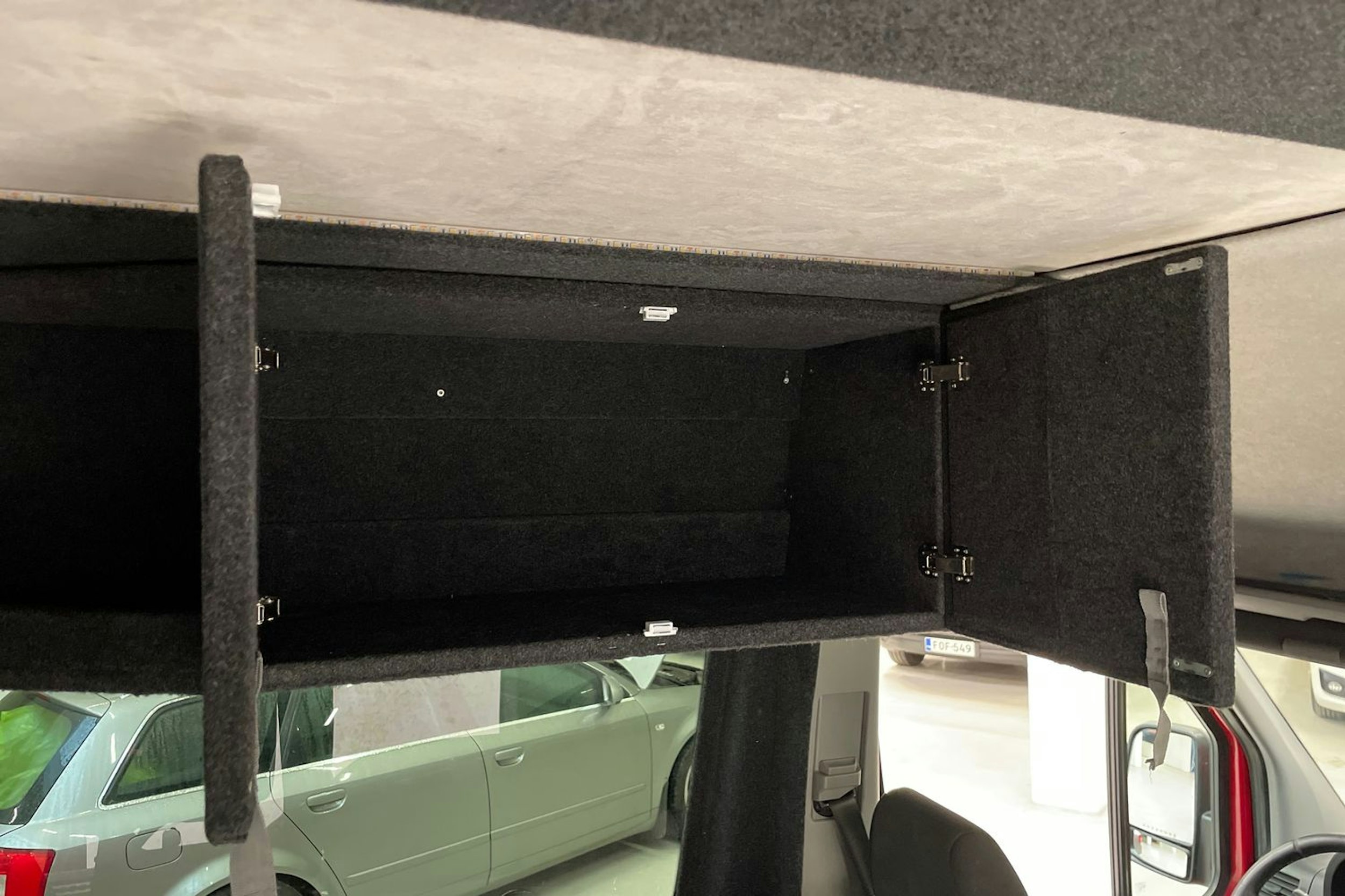 punainen Mercedes-Benz Sprinter 2014 kuva 18.