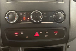 punainen Mercedes-Benz Sprinter 2014 kuva 29.