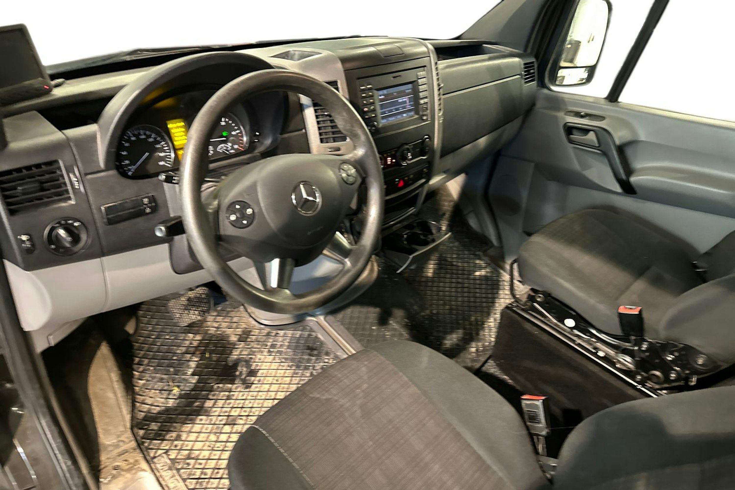ruskea (beige) Mercedes-Benz Sprinter 2014 kuva 3.