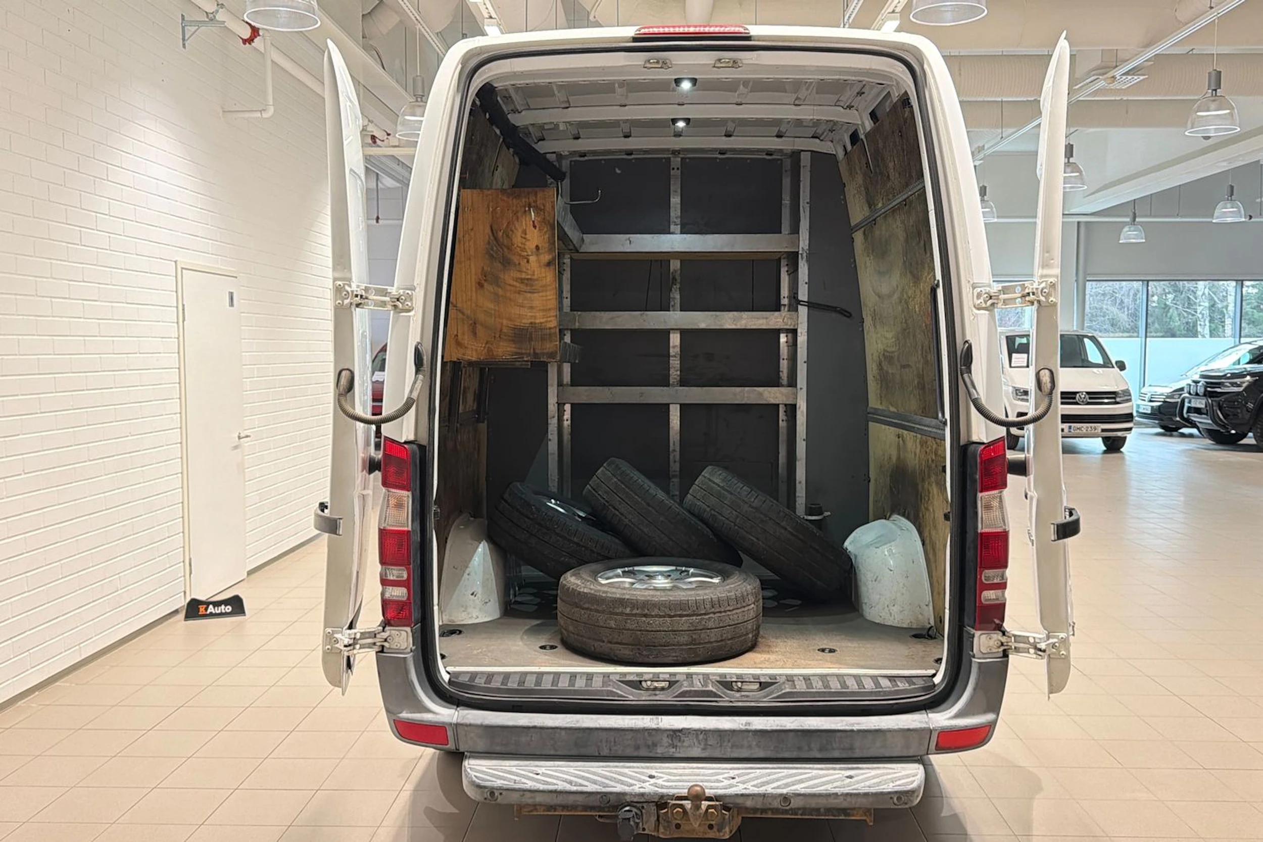 valkoinen Mercedes-Benz Sprinter 2014 kuva 25.
