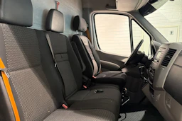 Valkoinen Mercedes-Benz Sprinter 2014 kuva 15.