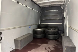 Valkoinen Mercedes-Benz Sprinter 2014 kuva 20.