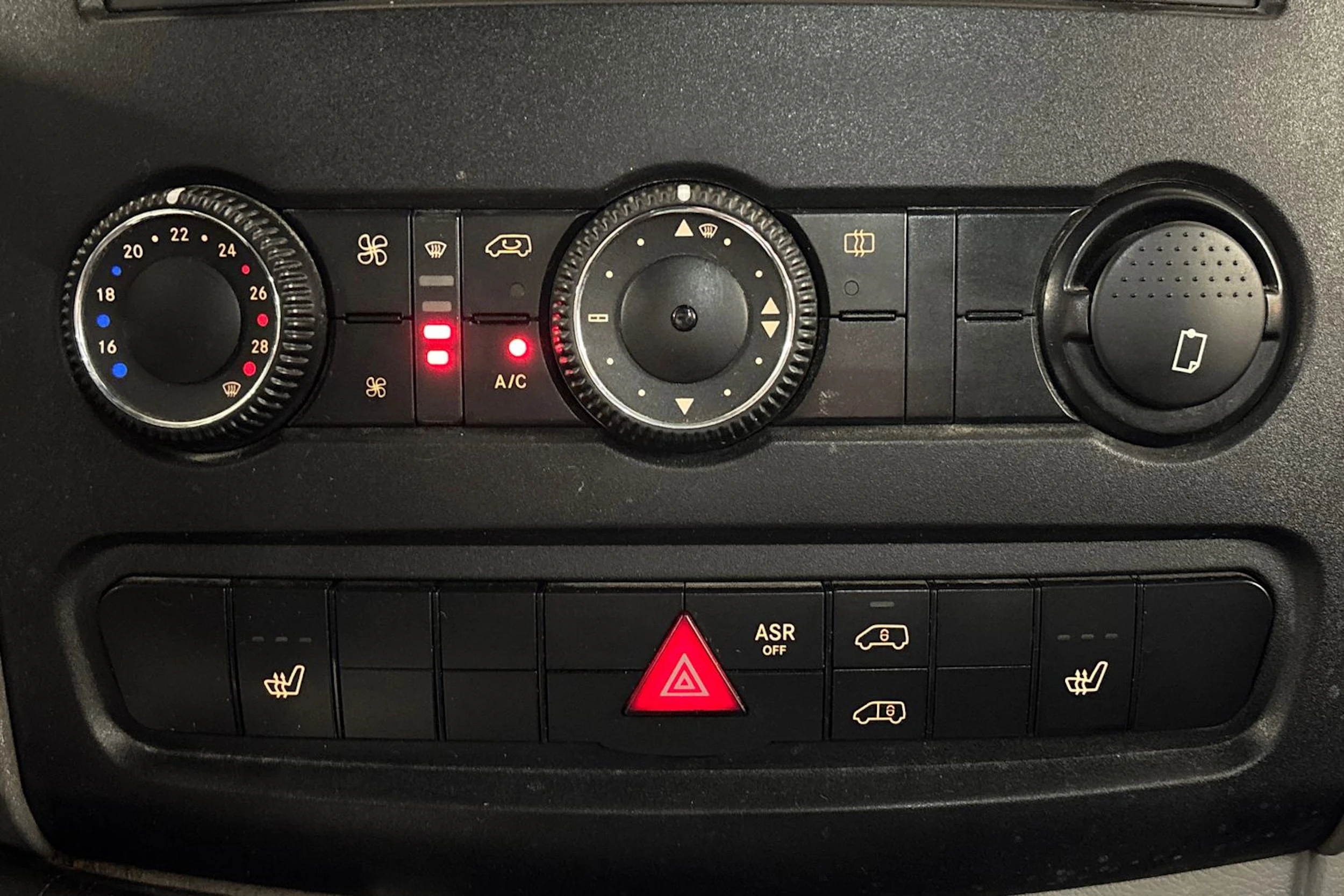 ruskea (beige) Mercedes-Benz Sprinter 2014 kuva 23.