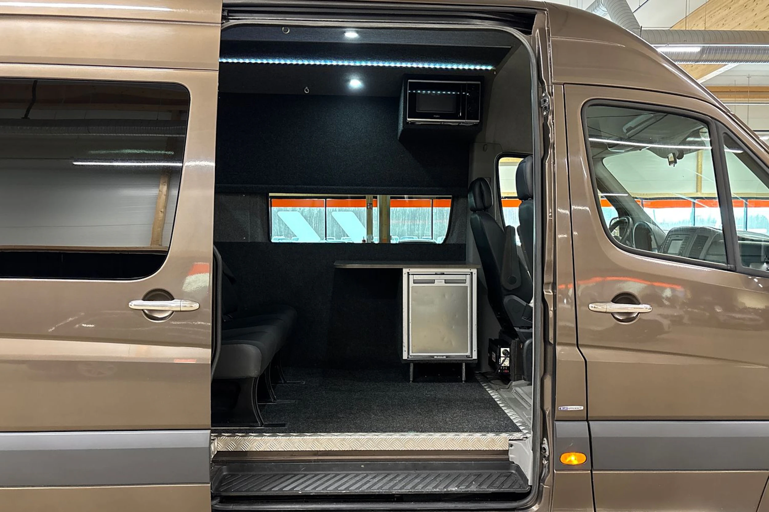 ruskea (beige) Mercedes-Benz Sprinter 2014 kuva 24.