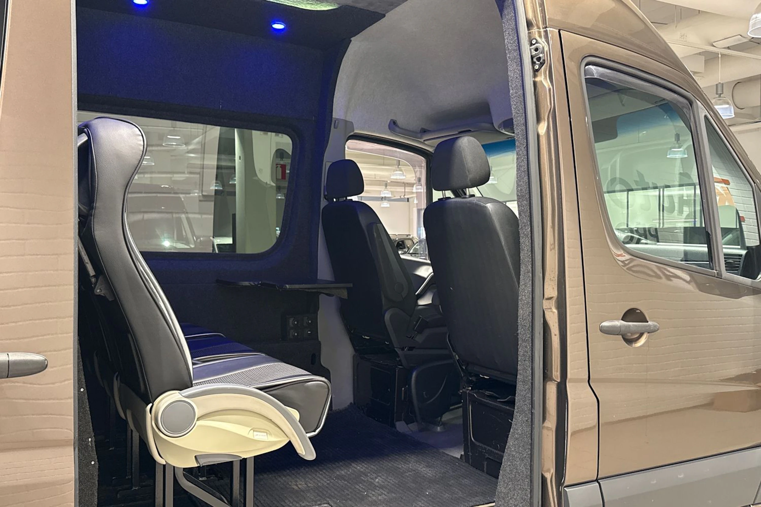 Ruskea (beige) Mercedes-Benz SPRINTER 2014 kuva 15.