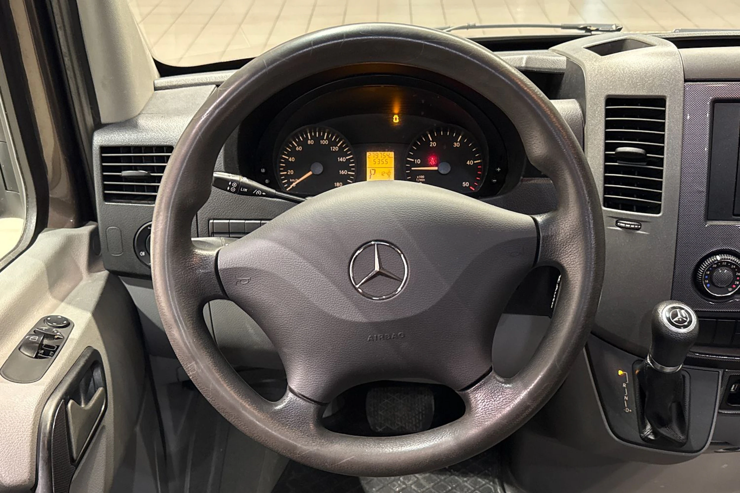 Ruskea (beige) Mercedes-Benz SPRINTER 2014 kuva 19.