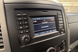 sininen Mercedes-Benz Sprinter 2015 kuva 12.