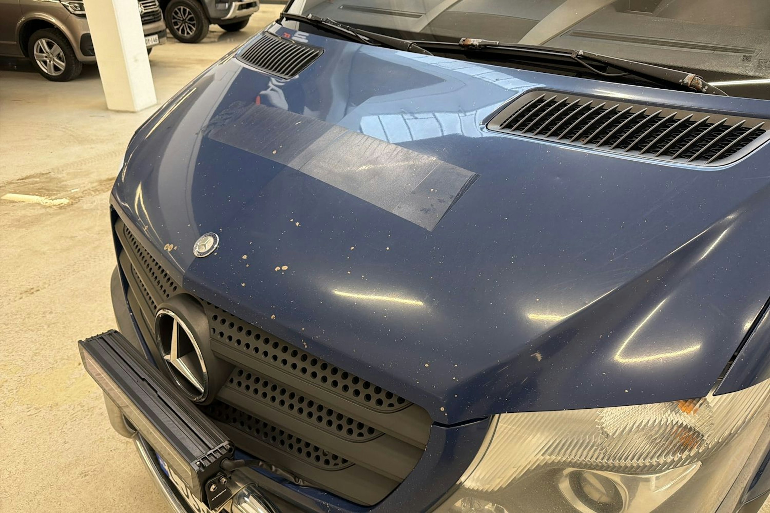 sininen Mercedes-Benz Sprinter 2015 kuva 28.