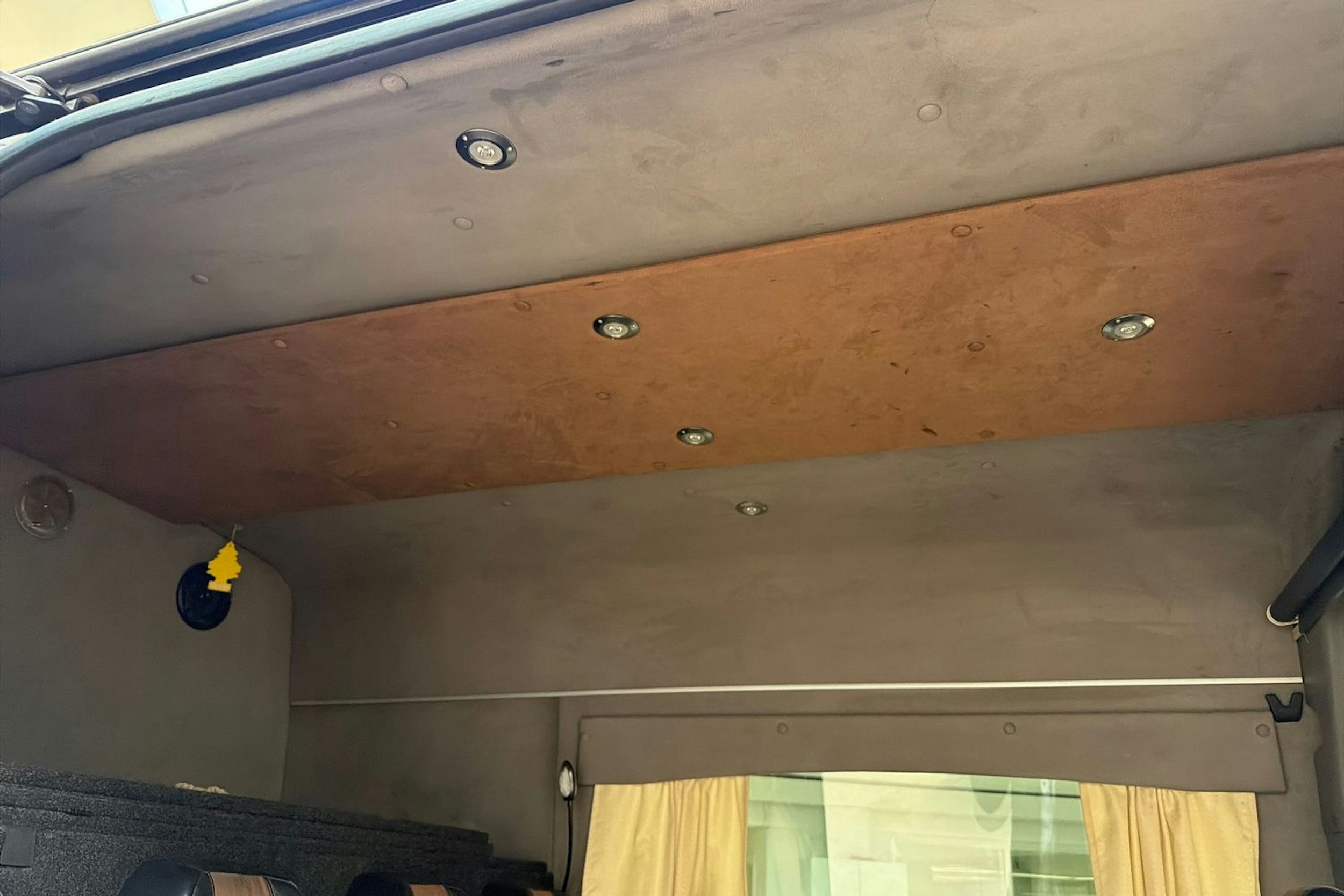 sininen Mercedes-Benz Sprinter 2015 kuva 34.