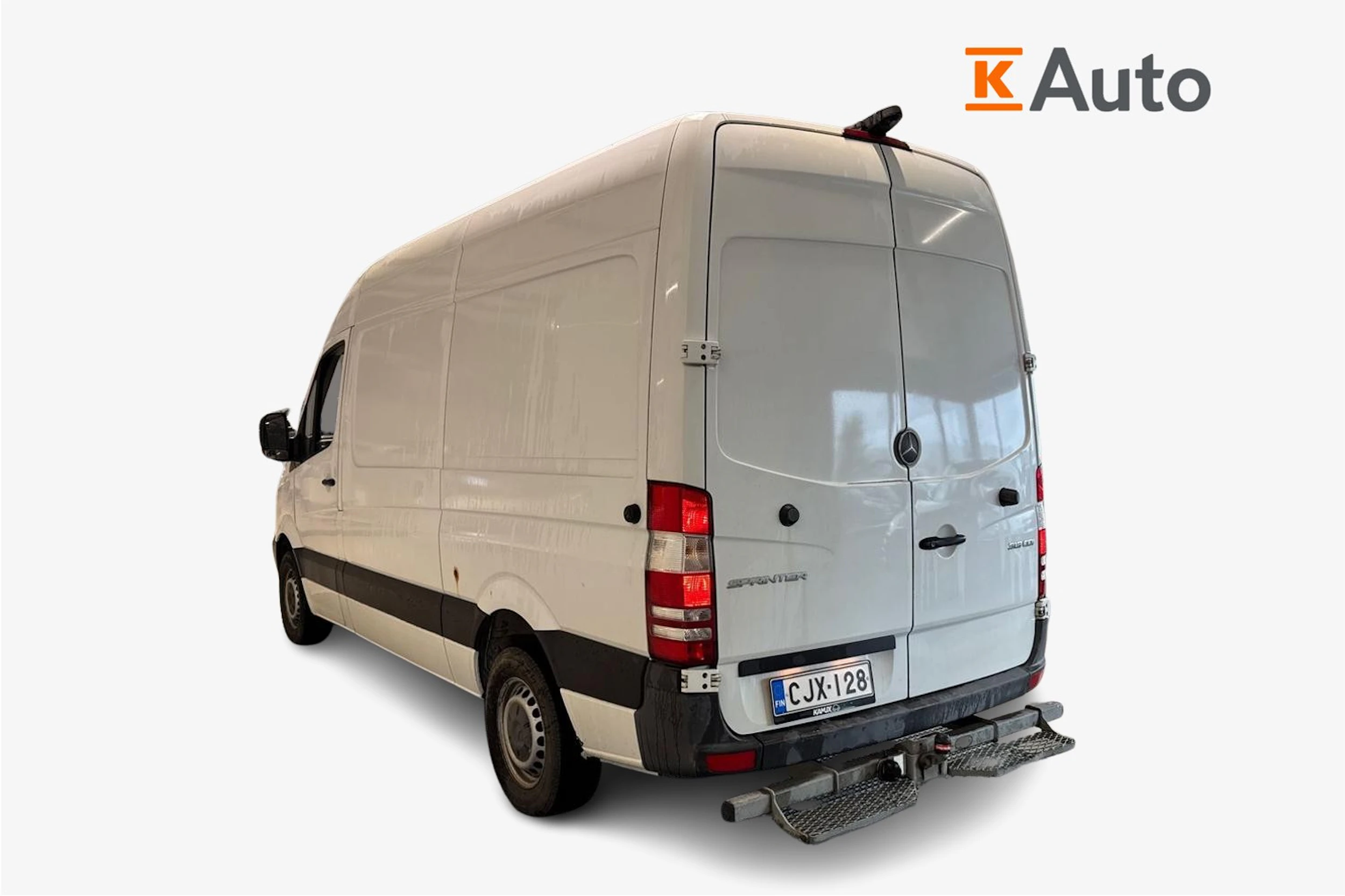 valkoinen Mercedes-Benz Sprinter 2015 kuva 2.
