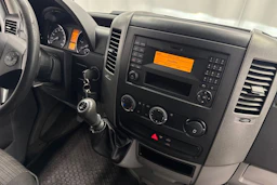 valkoinen Mercedes-Benz Sprinter 2015 kuva 14.