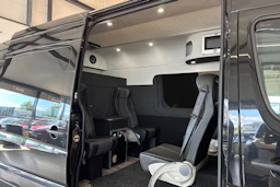 musta Mercedes-Benz Sprinter 2015 kuva 4.
