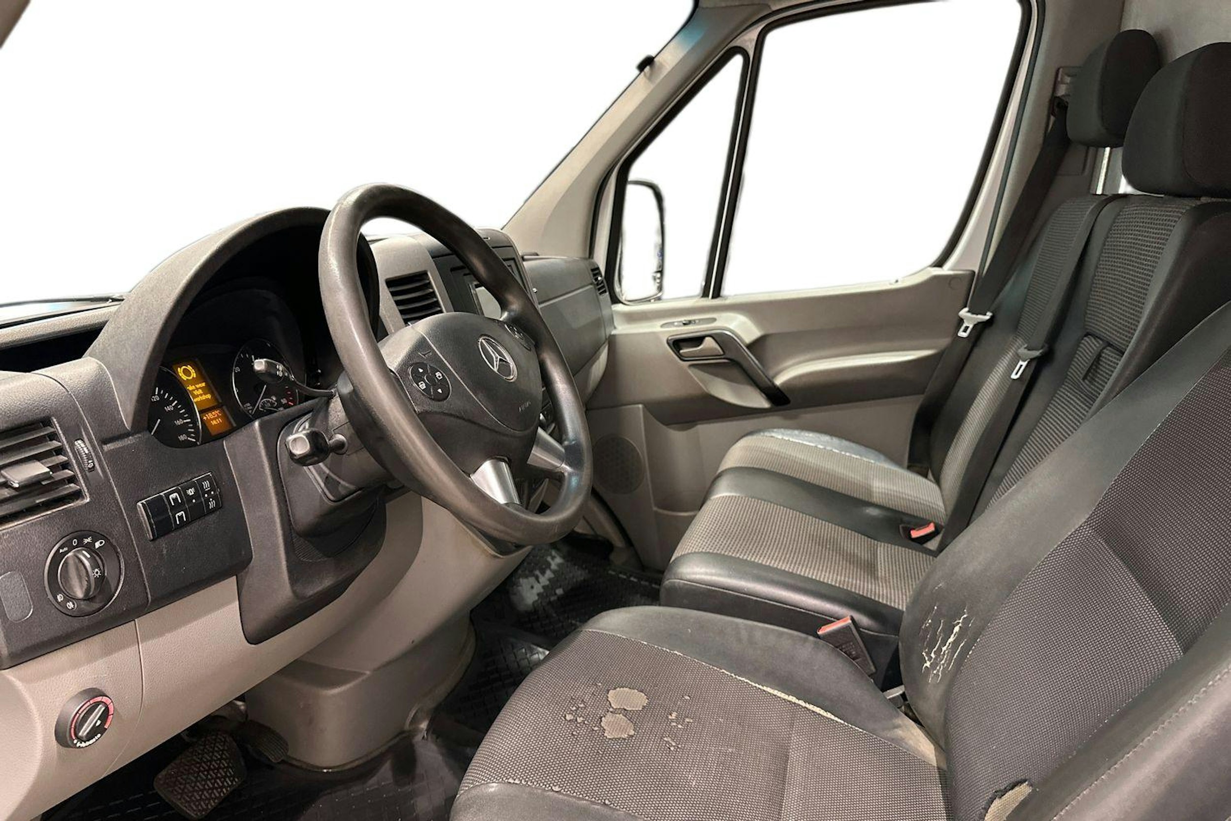valkoinen Mercedes-Benz Sprinter 2015 kuva 7.