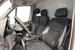valkoinen Mercedes-Benz Sprinter 2015 kuva 10.