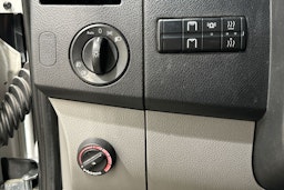 valkoinen Mercedes-Benz Sprinter 2015 kuva 13.