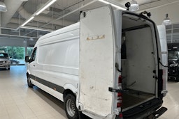 valkoinen Mercedes-Benz Sprinter 2015 kuva 29.