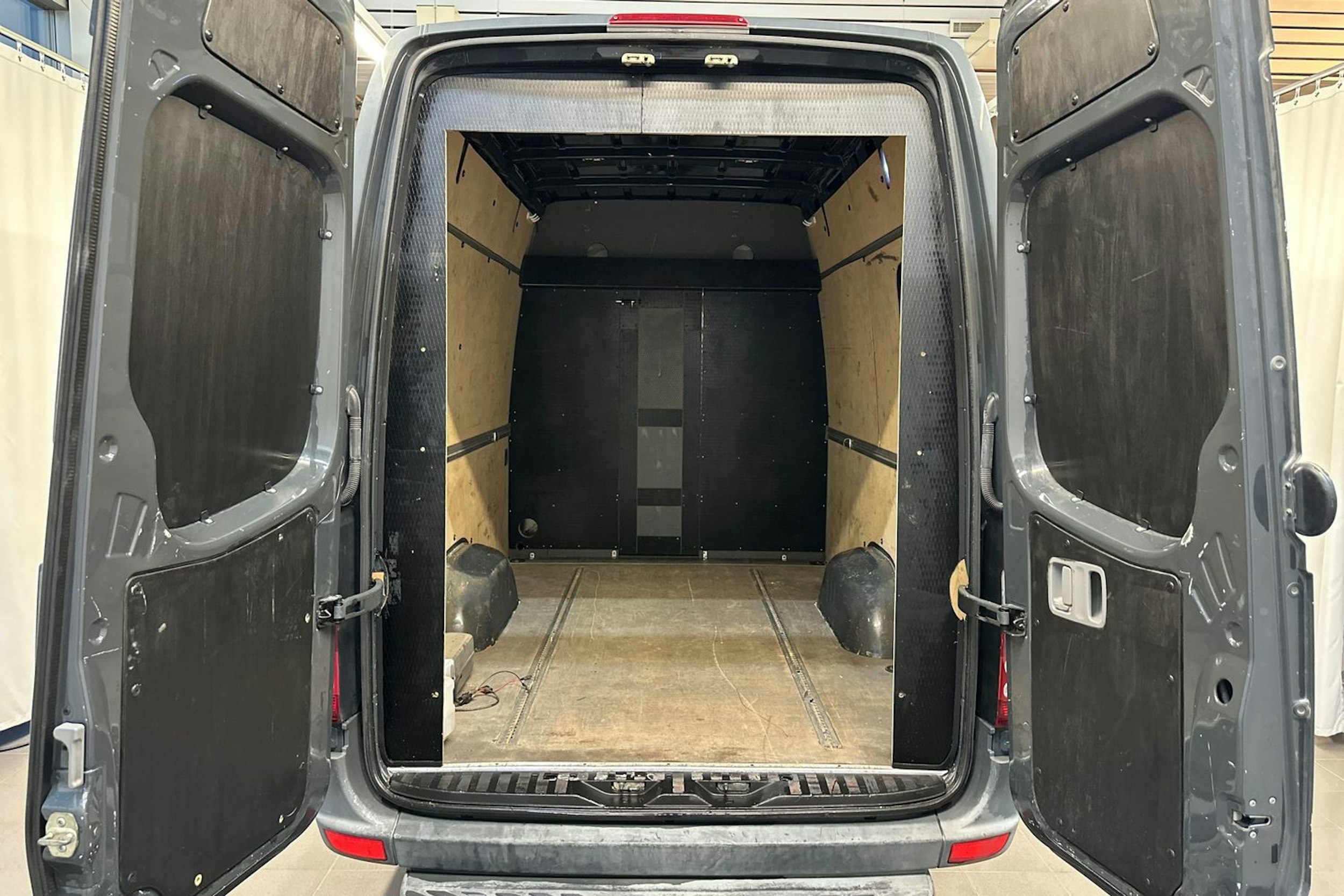 ruskea (beige) Mercedes-Benz Sprinter 2015 kuva 17.