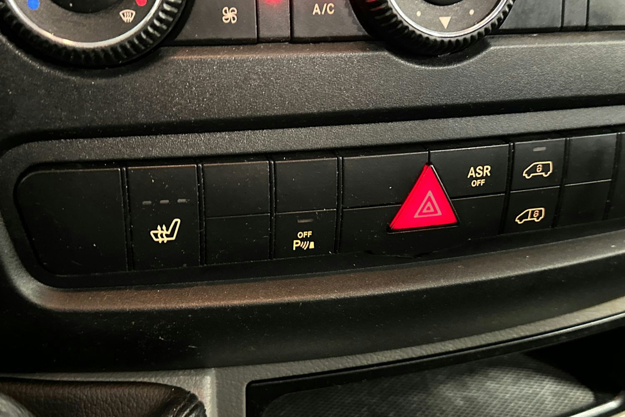 ruskea (beige) Mercedes-Benz Sprinter 2015 kuva 27.