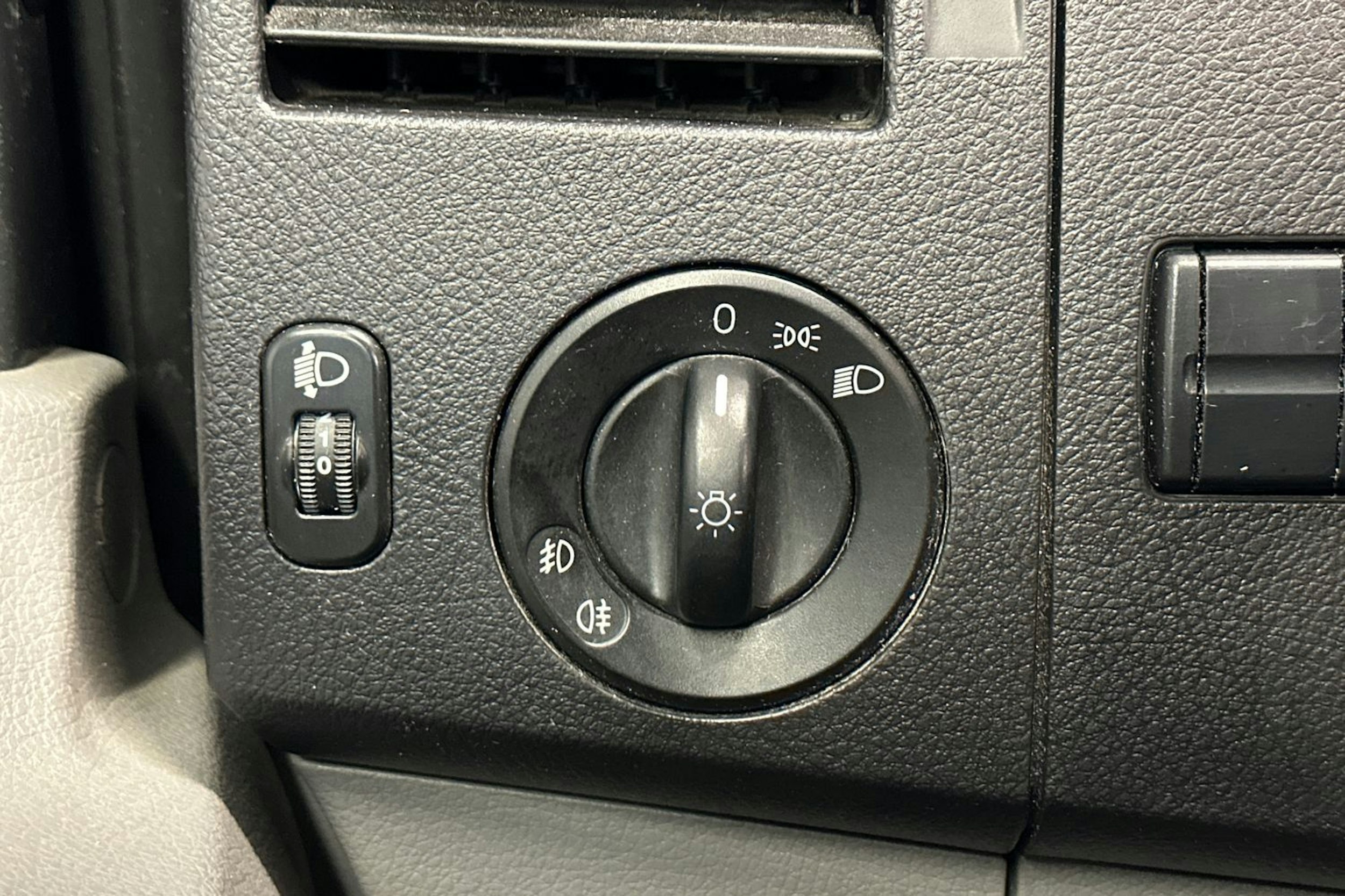 ruskea (beige) Mercedes-Benz Sprinter 2015 kuva 31.