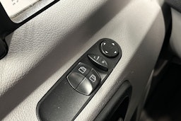 ruskea (beige) Mercedes-Benz Sprinter 2015 kuva 32.