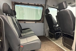 ruskea (beige) Mercedes-Benz Sprinter 2015 kuva 10.