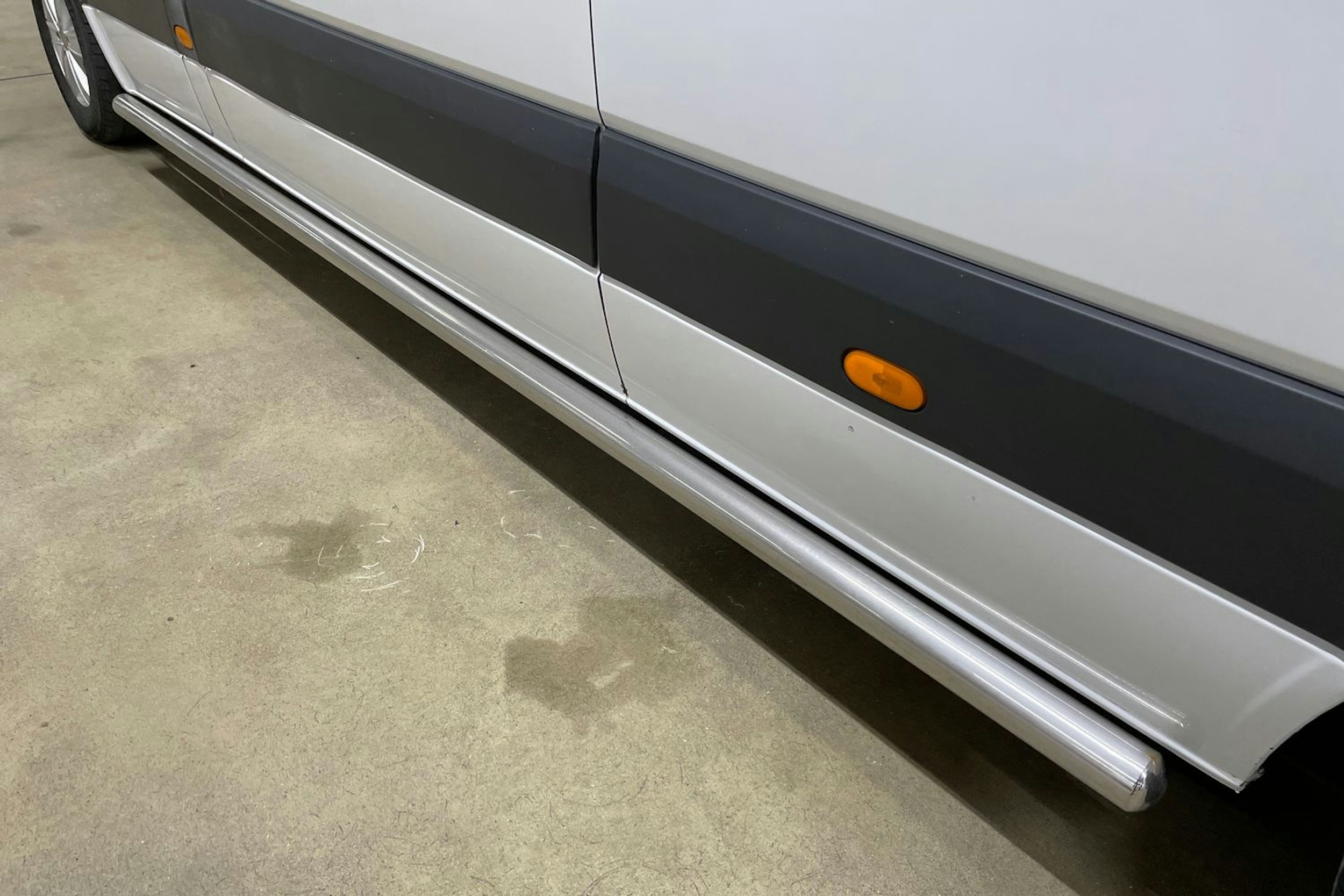 valkoinen Mercedes-Benz Sprinter 2015 kuva 32.