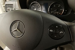 valkoinen Mercedes-Benz Sprinter 2015 kuva 38.