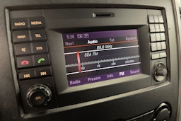 valkoinen Mercedes-Benz Sprinter 2015 kuva 41.