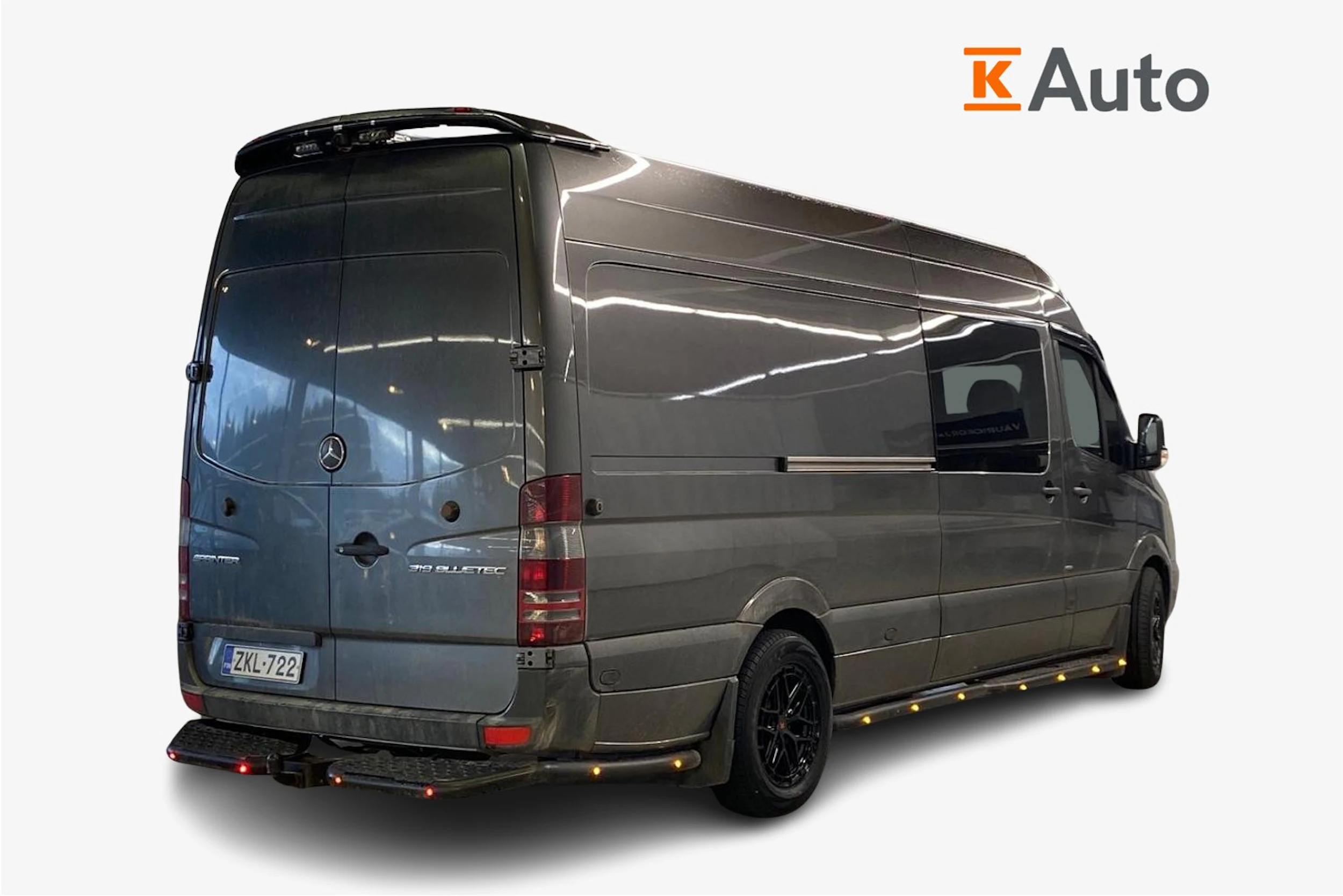 harmaa Mercedes-Benz Sprinter 2015 kuva 2.