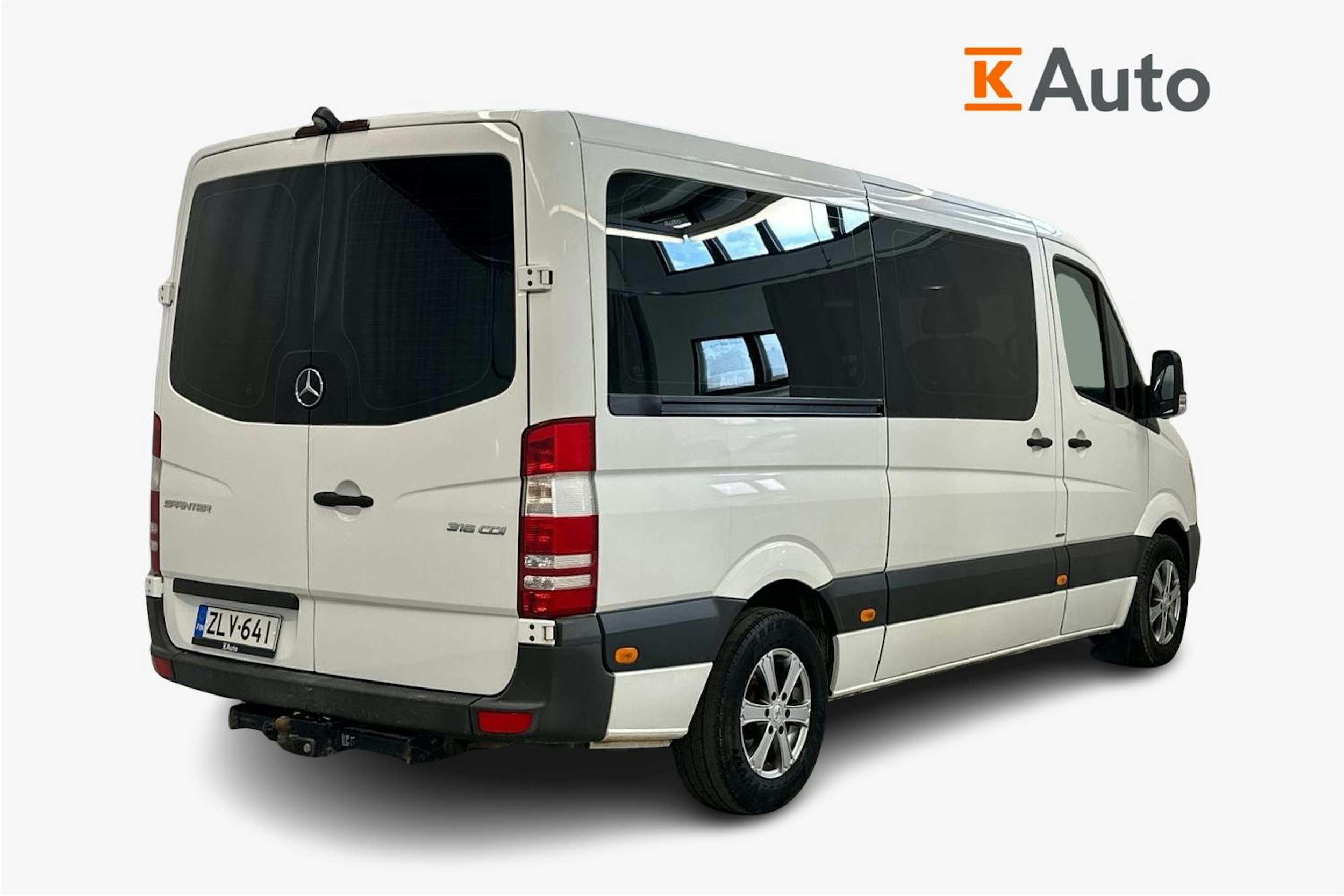 valkoinen Mercedes-Benz Sprinter 2015 kuva 2.