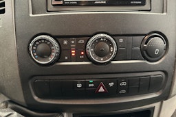 valkoinen Mercedes-Benz Sprinter 2015 kuva 14.