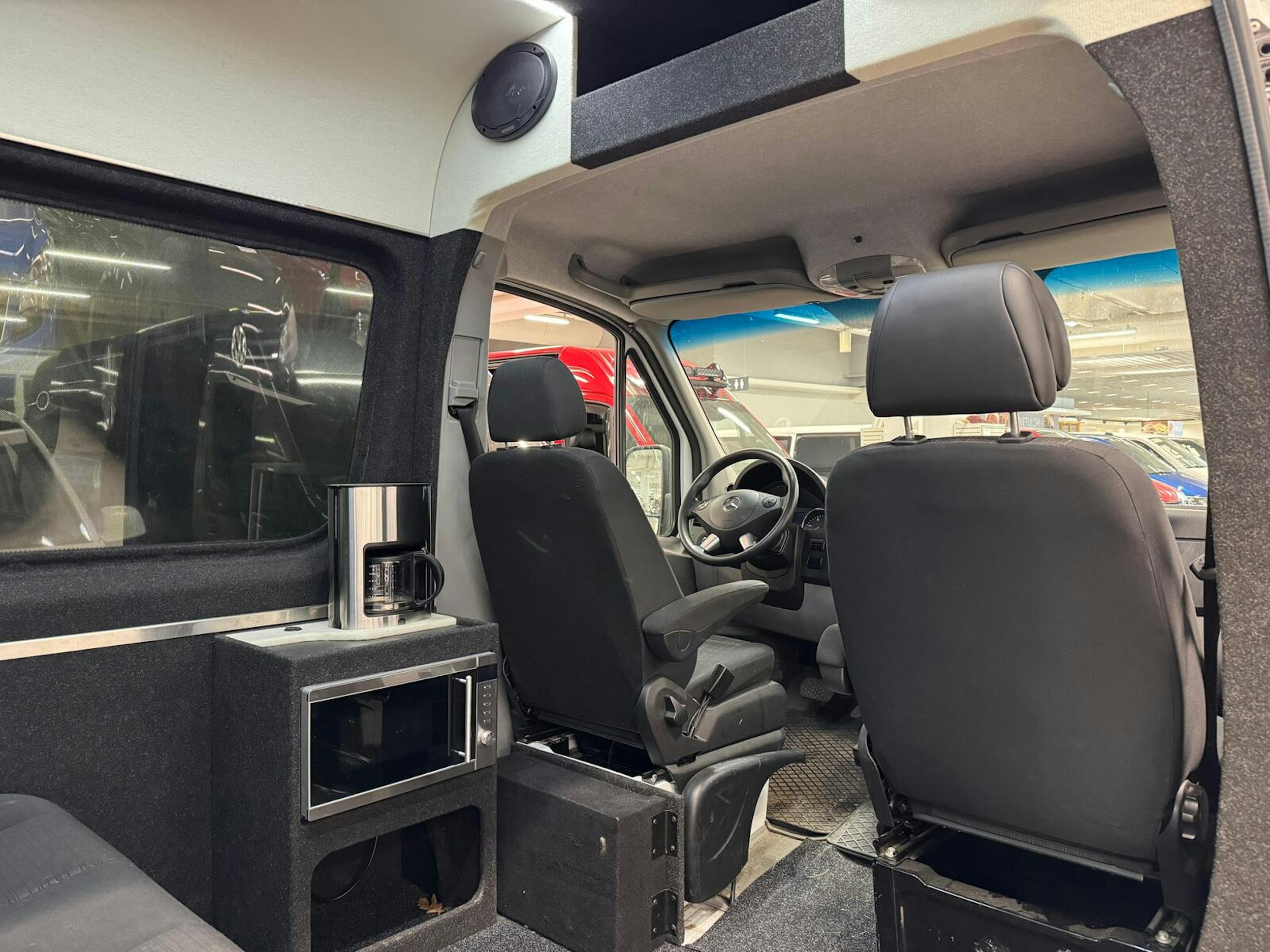 valkoinen Mercedes-Benz Sprinter 2016 kuva 2.
