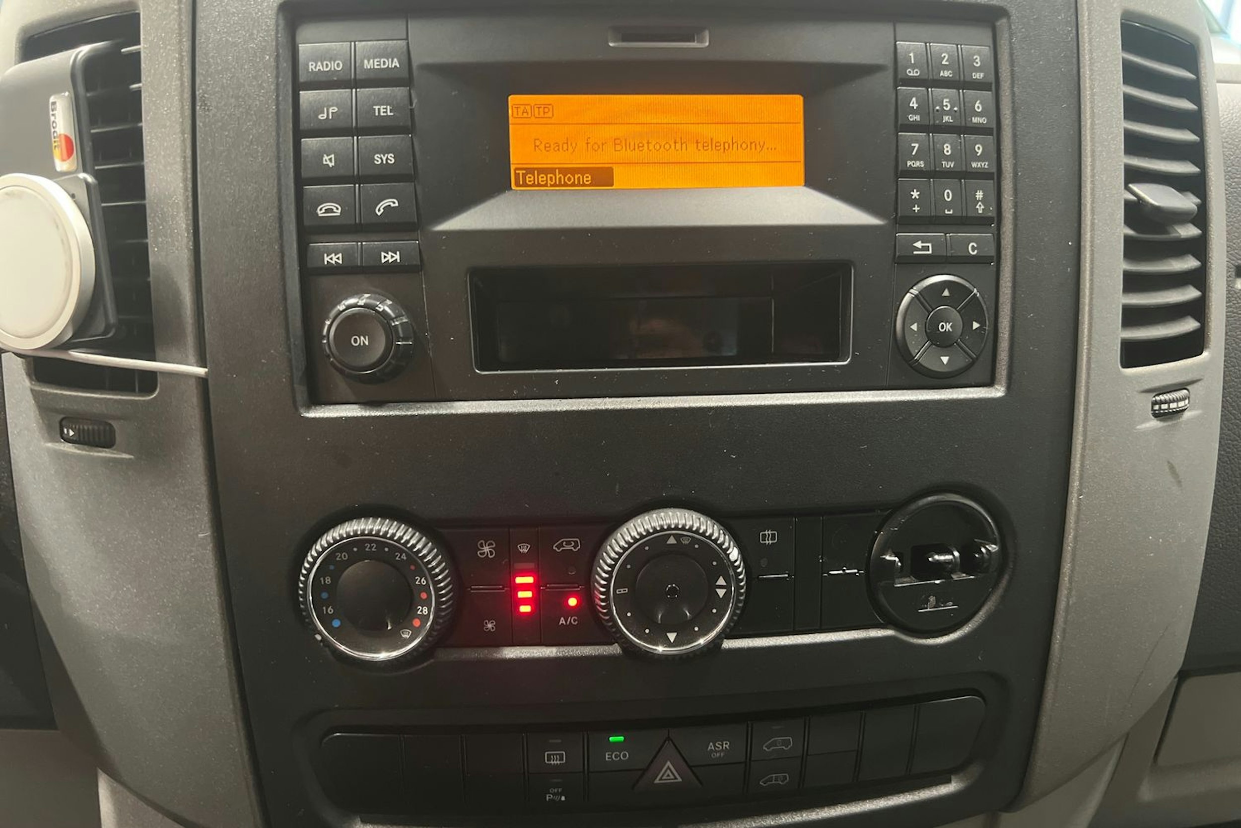 musta Mercedes-Benz Sprinter 2016 kuva 15.