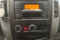 musta Mercedes-Benz Sprinter 2016 kuva 15.