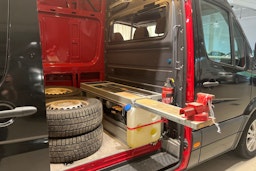 musta Mercedes-Benz Sprinter 2016 kuva 17.