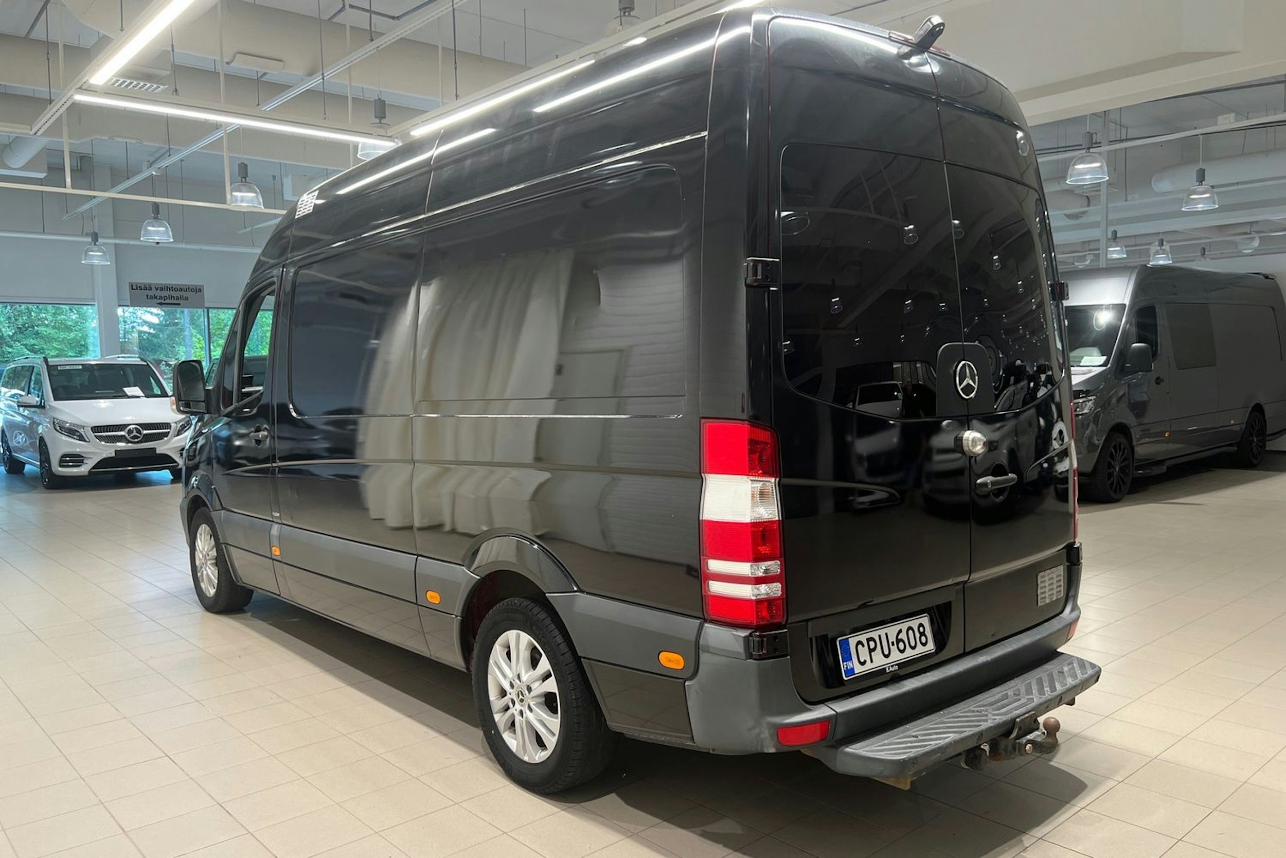 musta Mercedes-Benz Sprinter 2016 kuva 21.