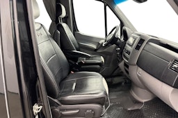musta Mercedes-Benz Sprinter 2016 kuva 8.