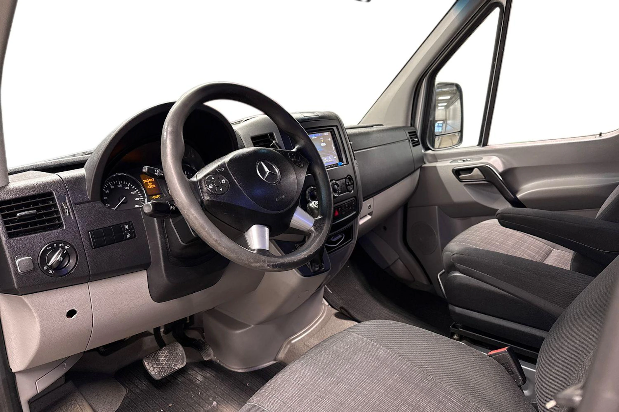 hopea Mercedes-Benz Sprinter 2016 kuva 6.