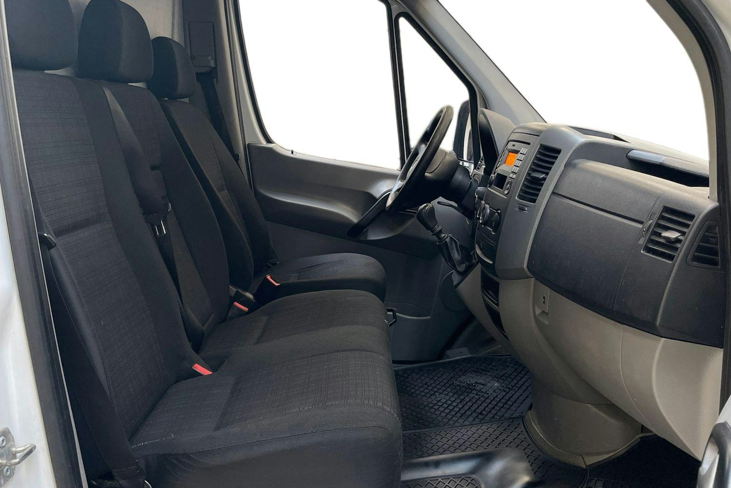 valkoinen Mercedes-Benz Sprinter 2016 kuva 11.
